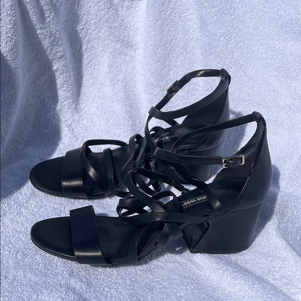 Nine West Black Sandals Elegant Design